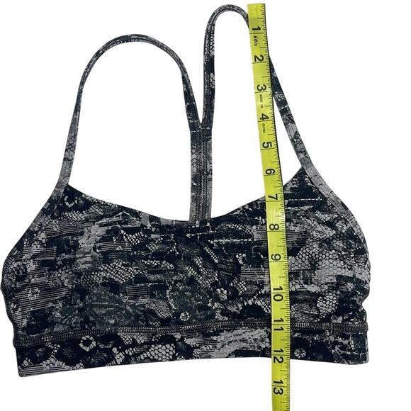Lululemon Flow Y Nulu Black Gray Sports Bra Women's Size 2 - Picture 4 of 6